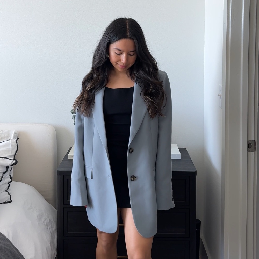 Blue blazer from dissh